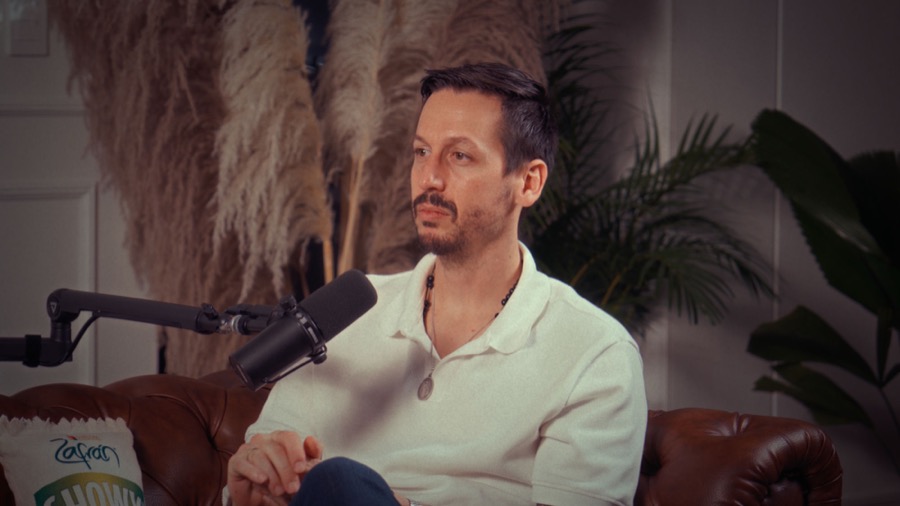 The Relaxed Convo — Estudio Helios